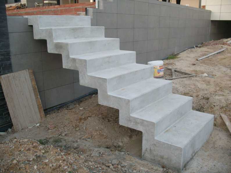 Escaleras exteriores prefabricadas