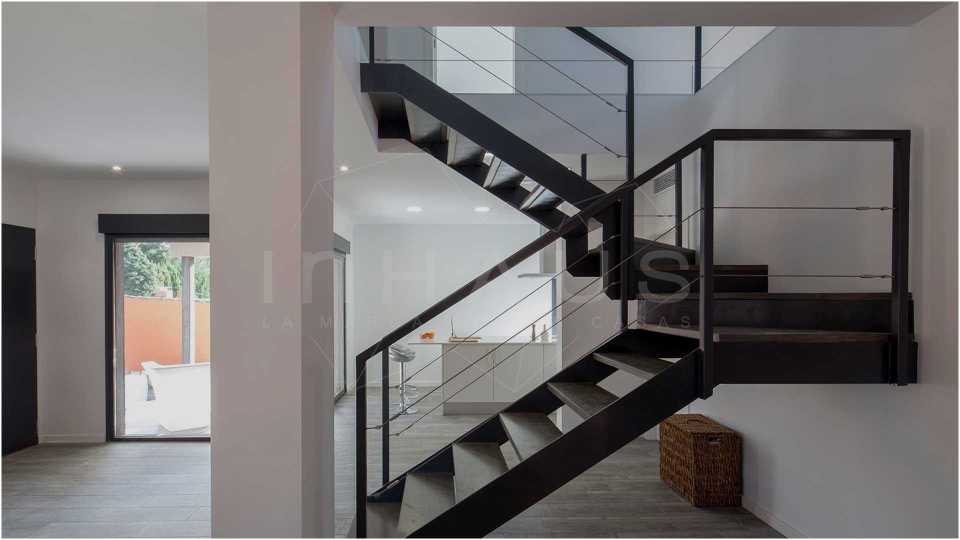 escaleras metalicas interiores modernas