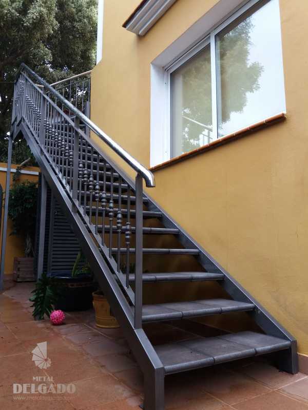 escaleras metalicas prefabricadas exterior